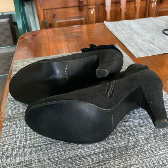 X-Appeal Black Ankle Boots - Picture 3 of 3